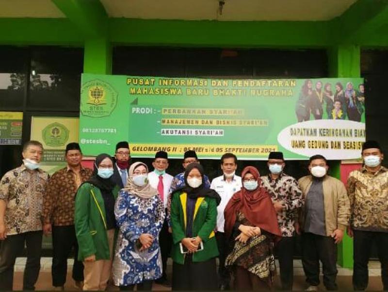 Pendaftran Mahasiwa Untuk karyawan Swasta STES Bhakti Nugraha